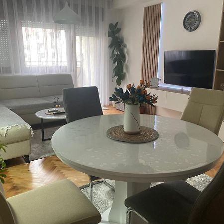 Modern Reality Apartment Kumanovo Ngoại thất bức ảnh